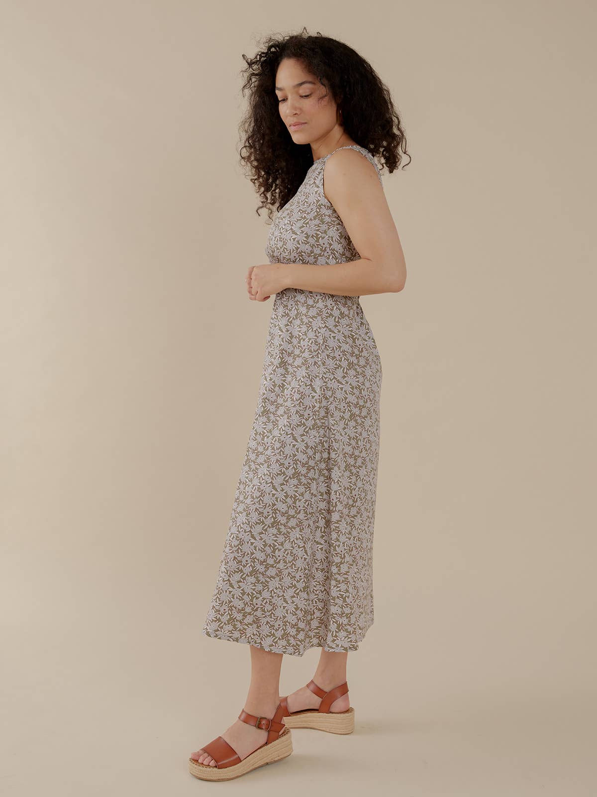 Artsy Traveler Sleeveless Midi Dress Olive Flowers