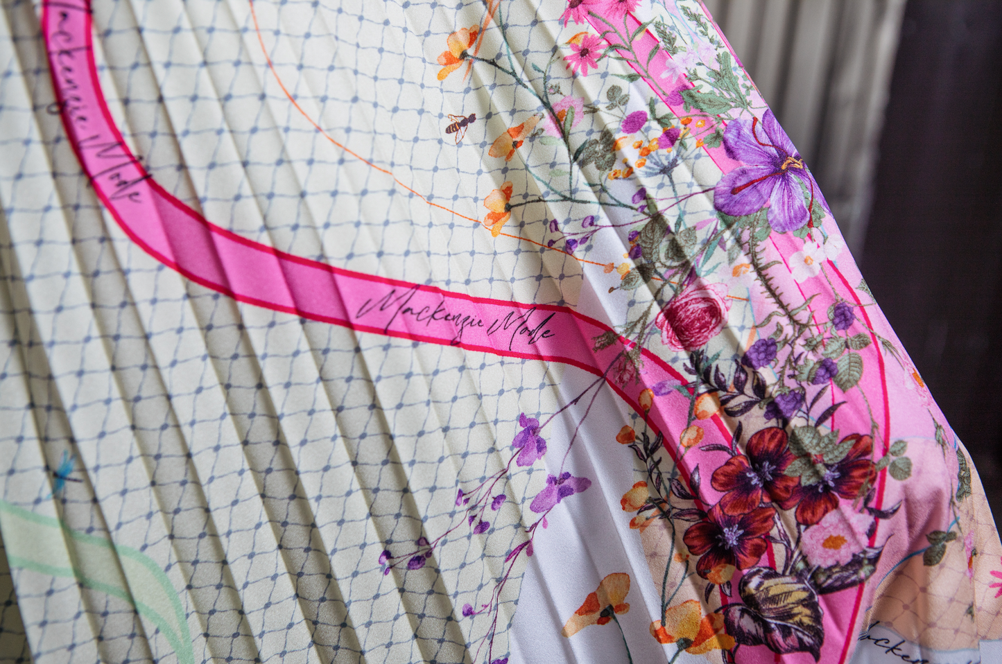 Buzzing Bees Pleated Skirt