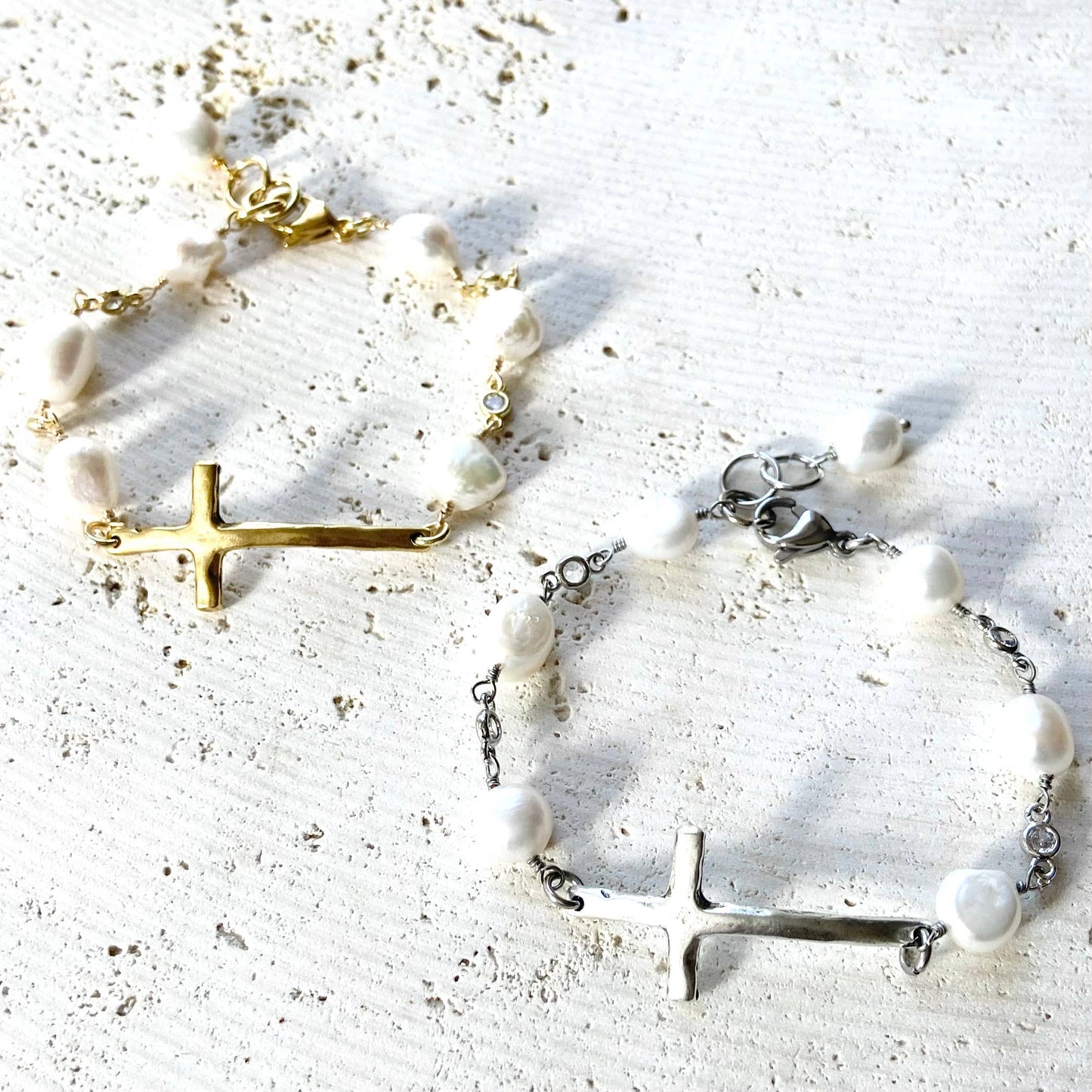 Baroque pearl cross bracelet-gold silver