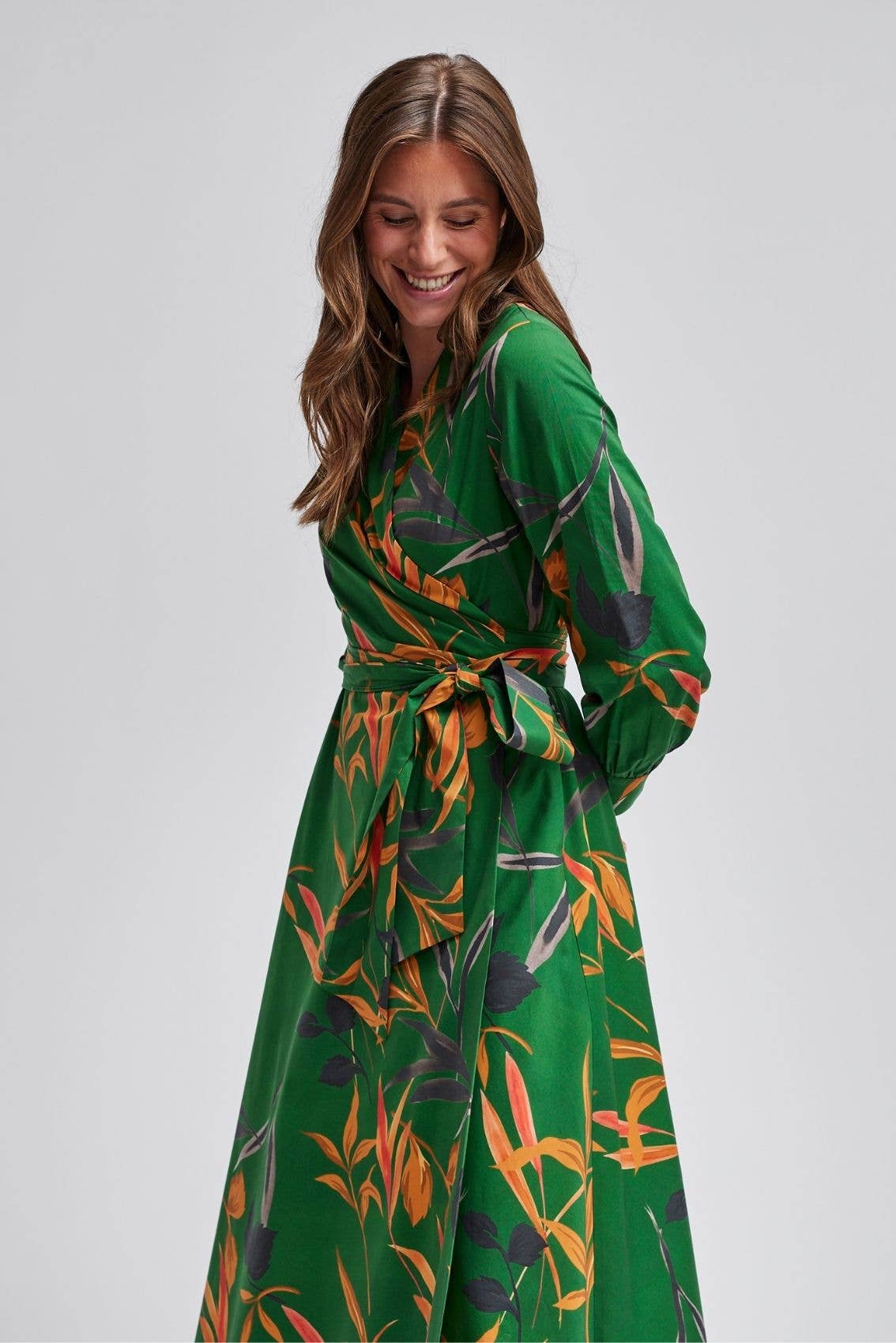 Wrap dress autumn leaves