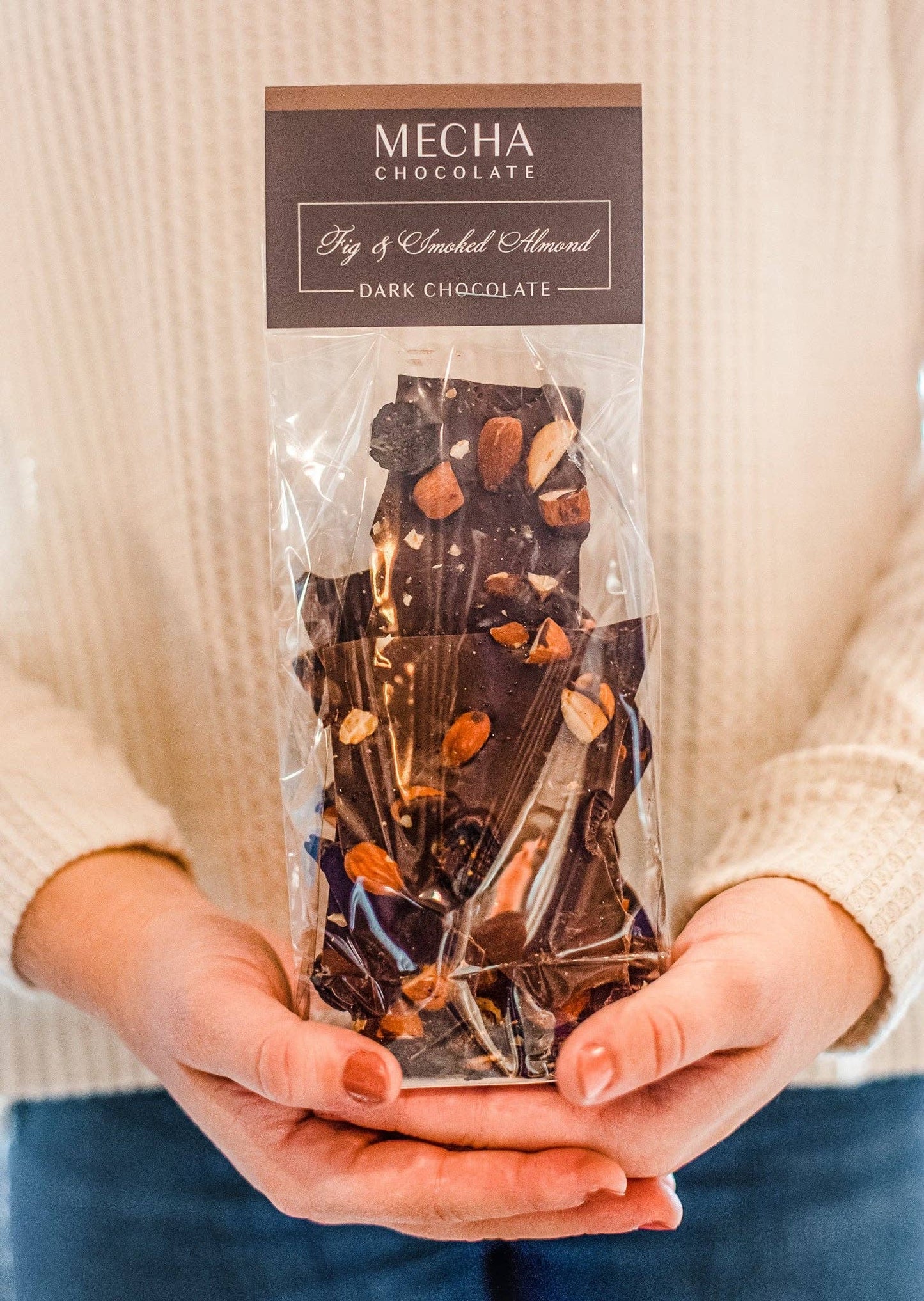 Fig and Smoked Almond Bark (5.5 oz)