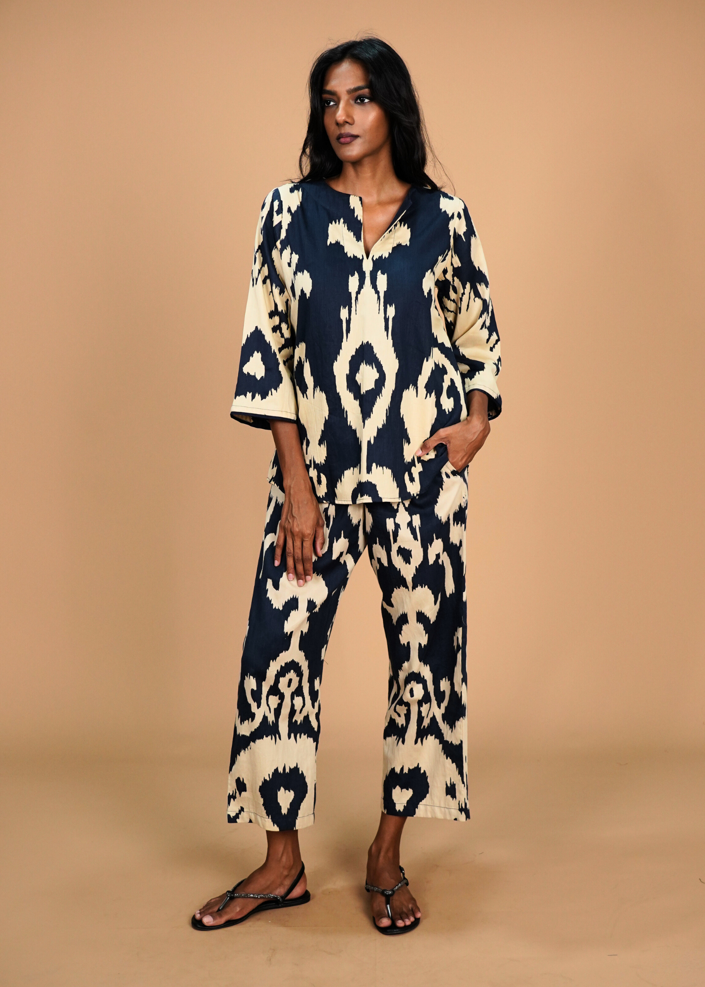 Radha Tunic Set - Navy Chandeliers