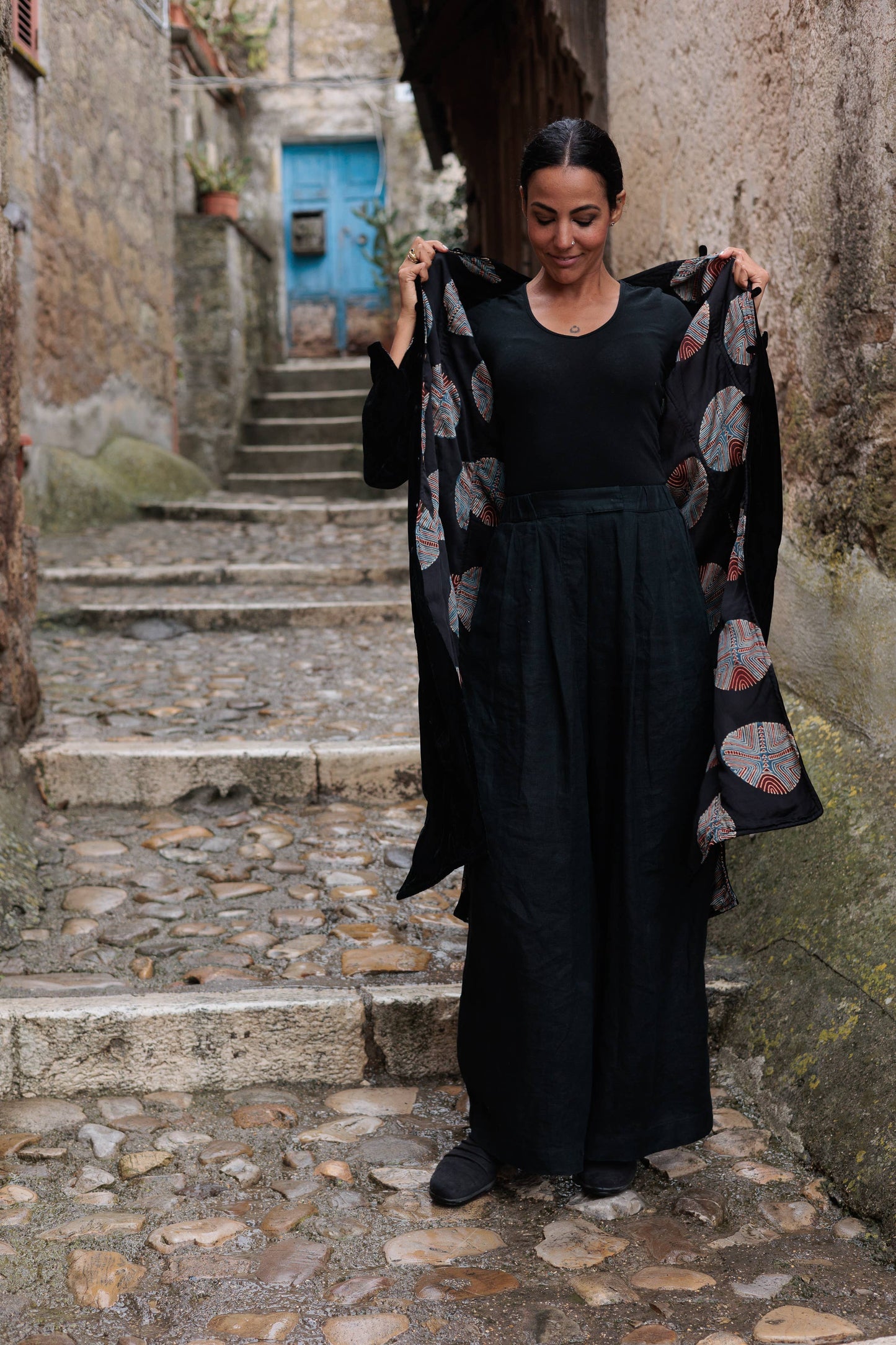 Silk and Velvet Reversible Coat ~ Black