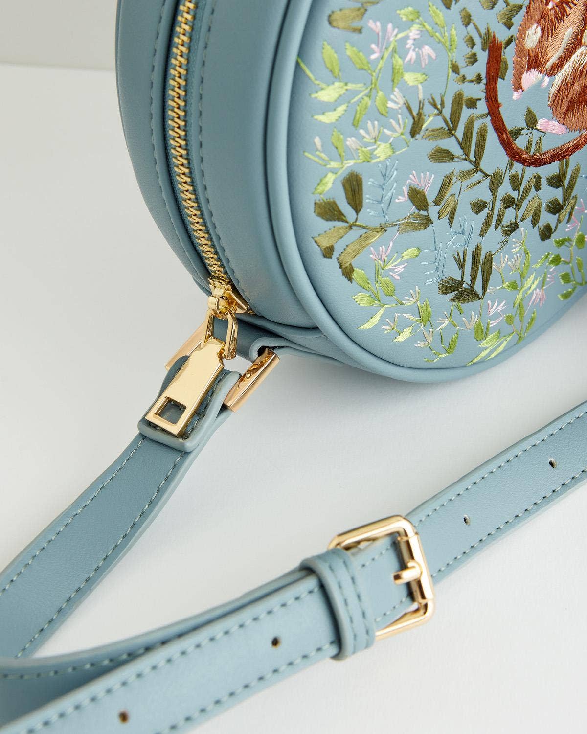FABLE Chloe Circle Purse Embroidered Dormouse - Blue
