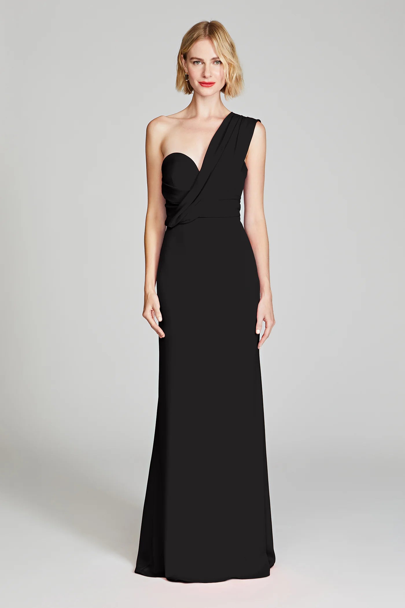 Halston - Roselle Crepe Gown Black / 4 Halston - Roselle Crepe Gown Black / 4