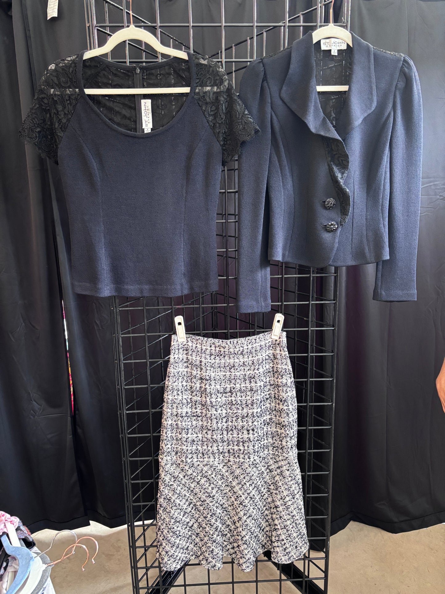 St. John Couture - Black & White Patterned Skirt