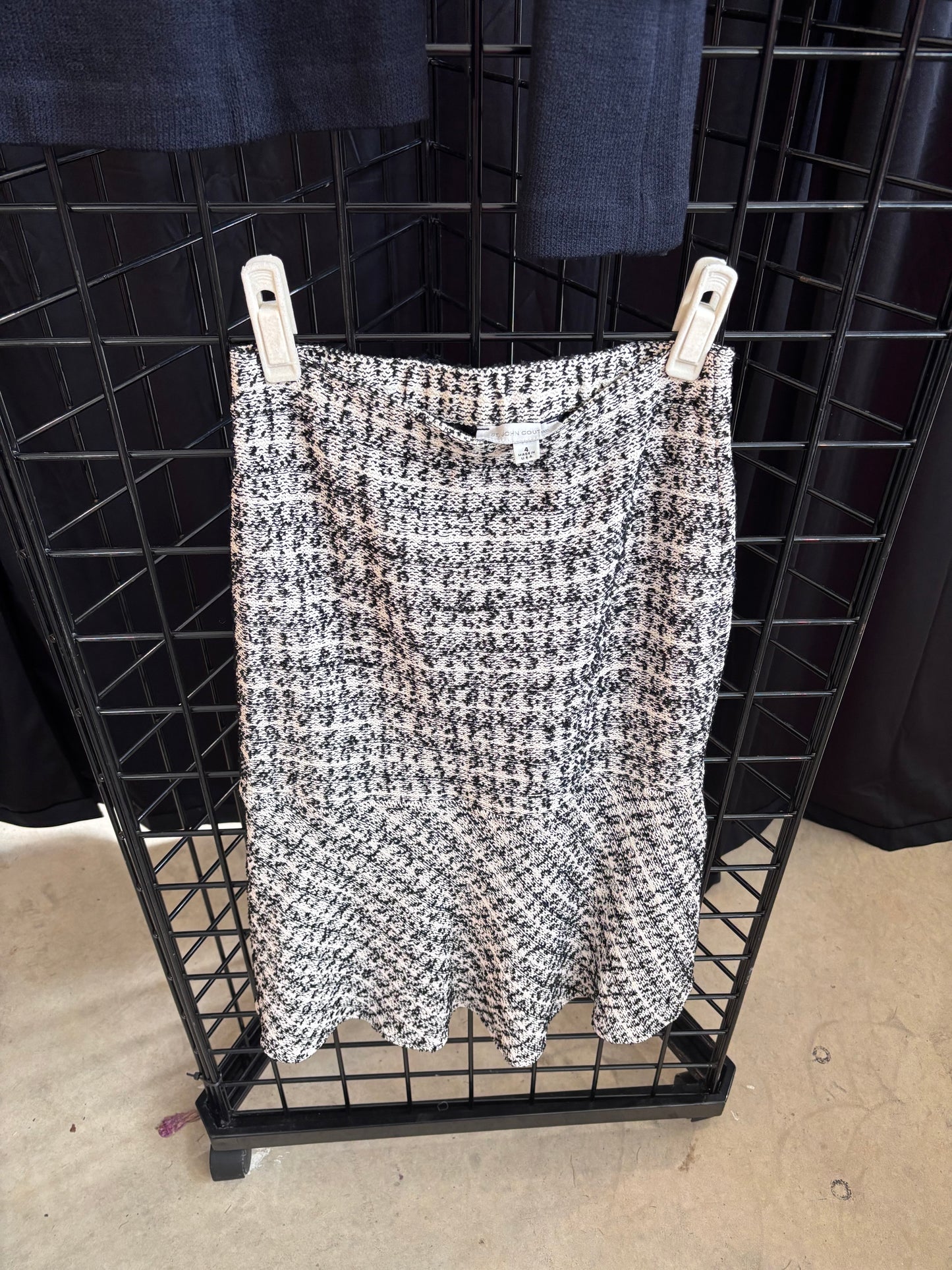 St. John Couture - Black & White Patterned Skirt