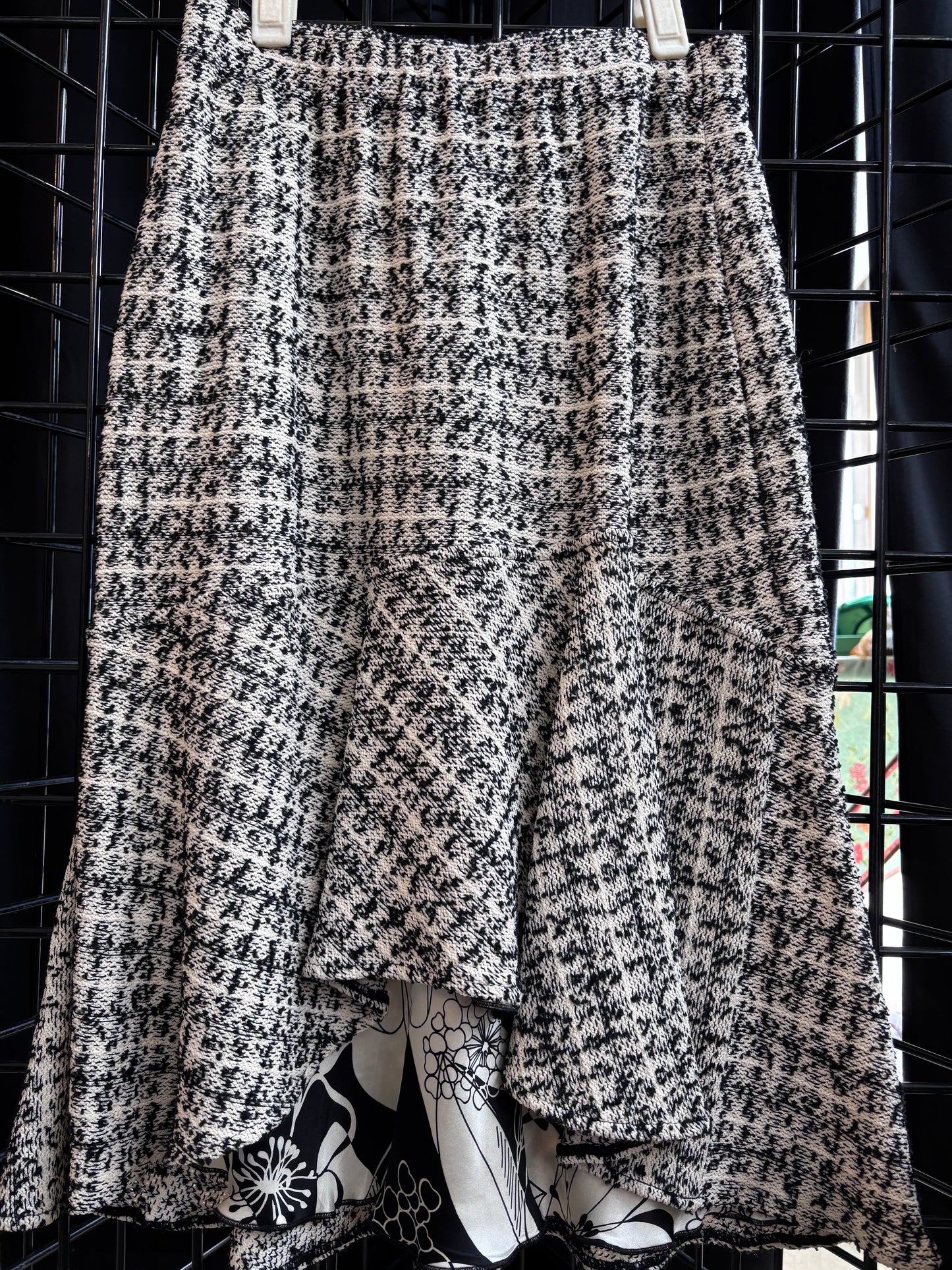 St. John Couture - Black & White Patterned Skirt