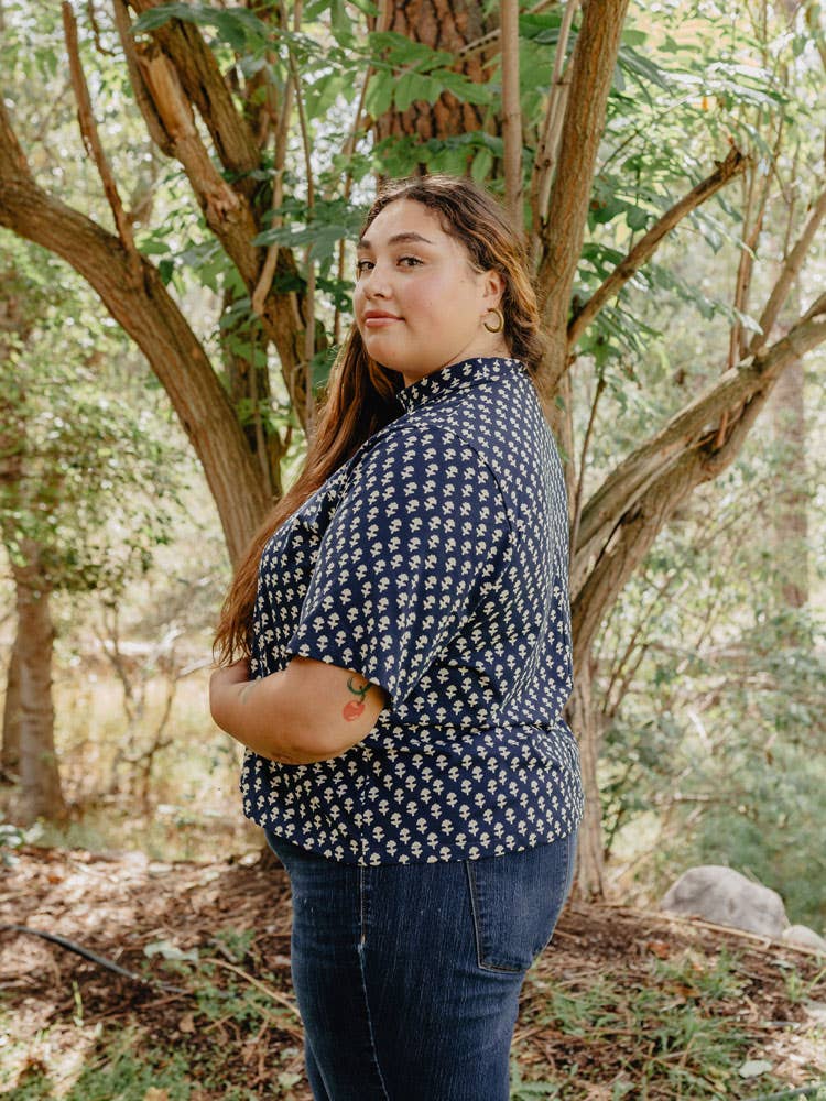 Eve Plus Size Top Micro Floral Navy