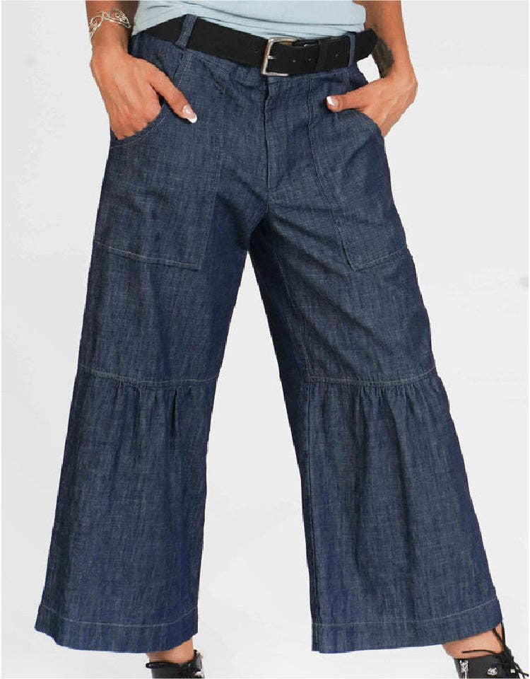Studio Pants: 4/XL