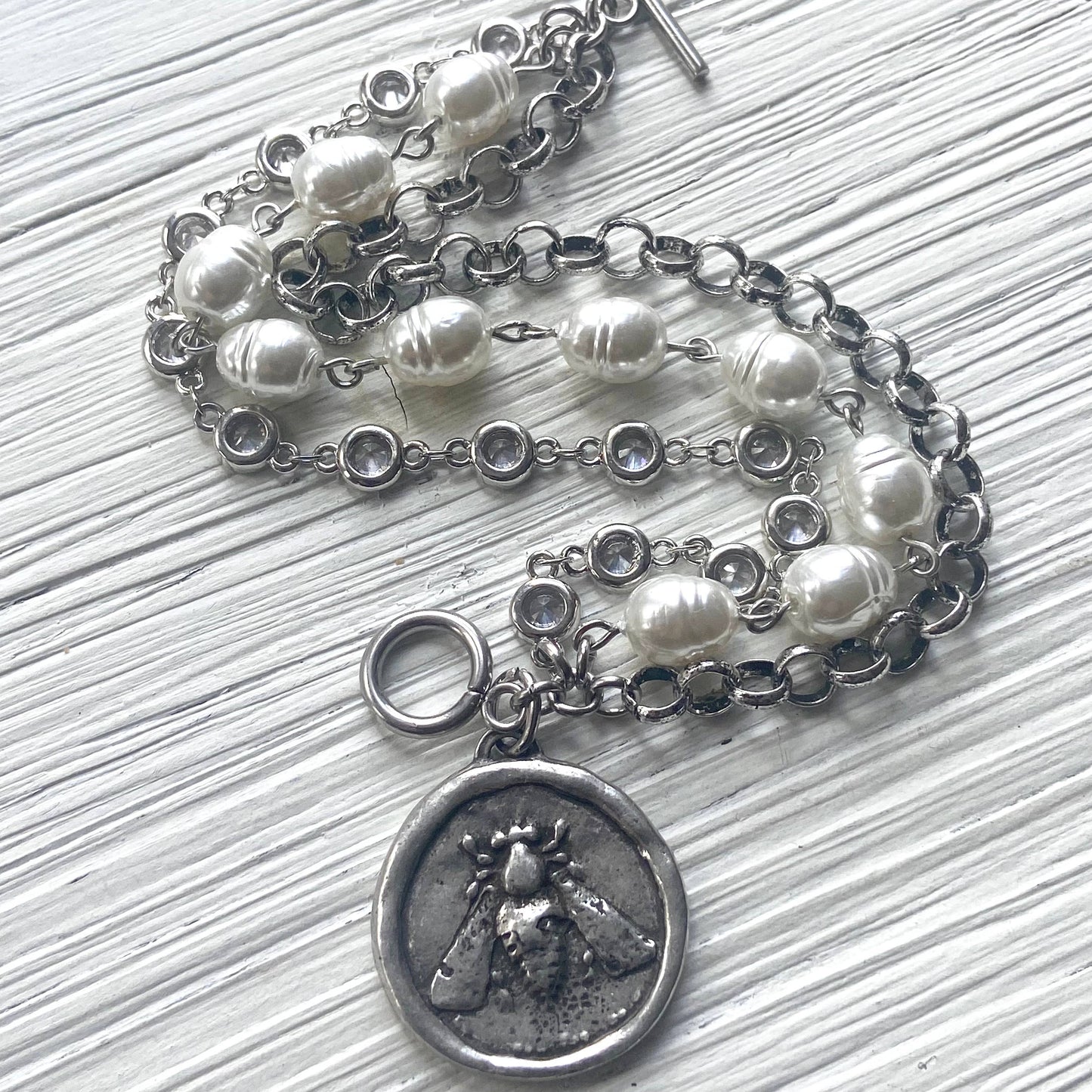 Bee jewelry coin bracelet pearl crystal charm jewelry