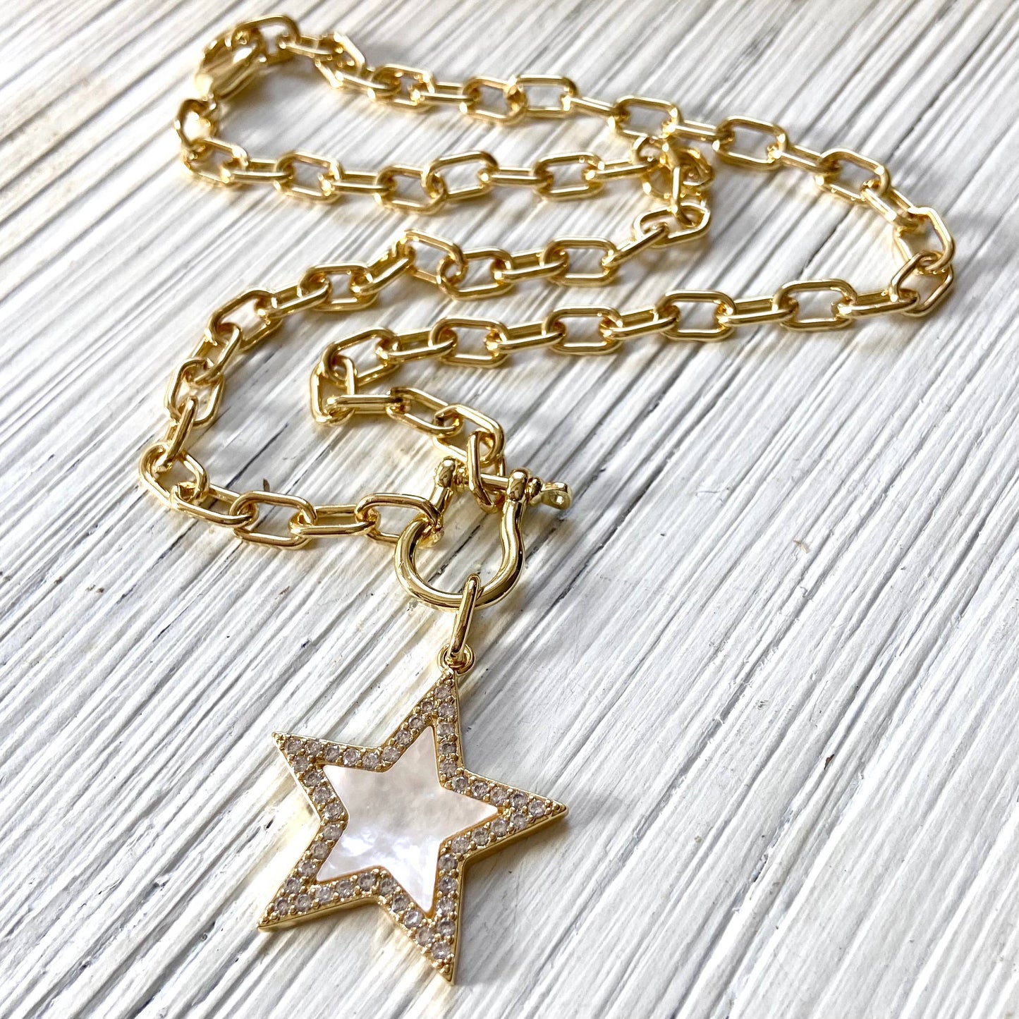 Mother of pearl star pendant necklace - Gold chunky chain