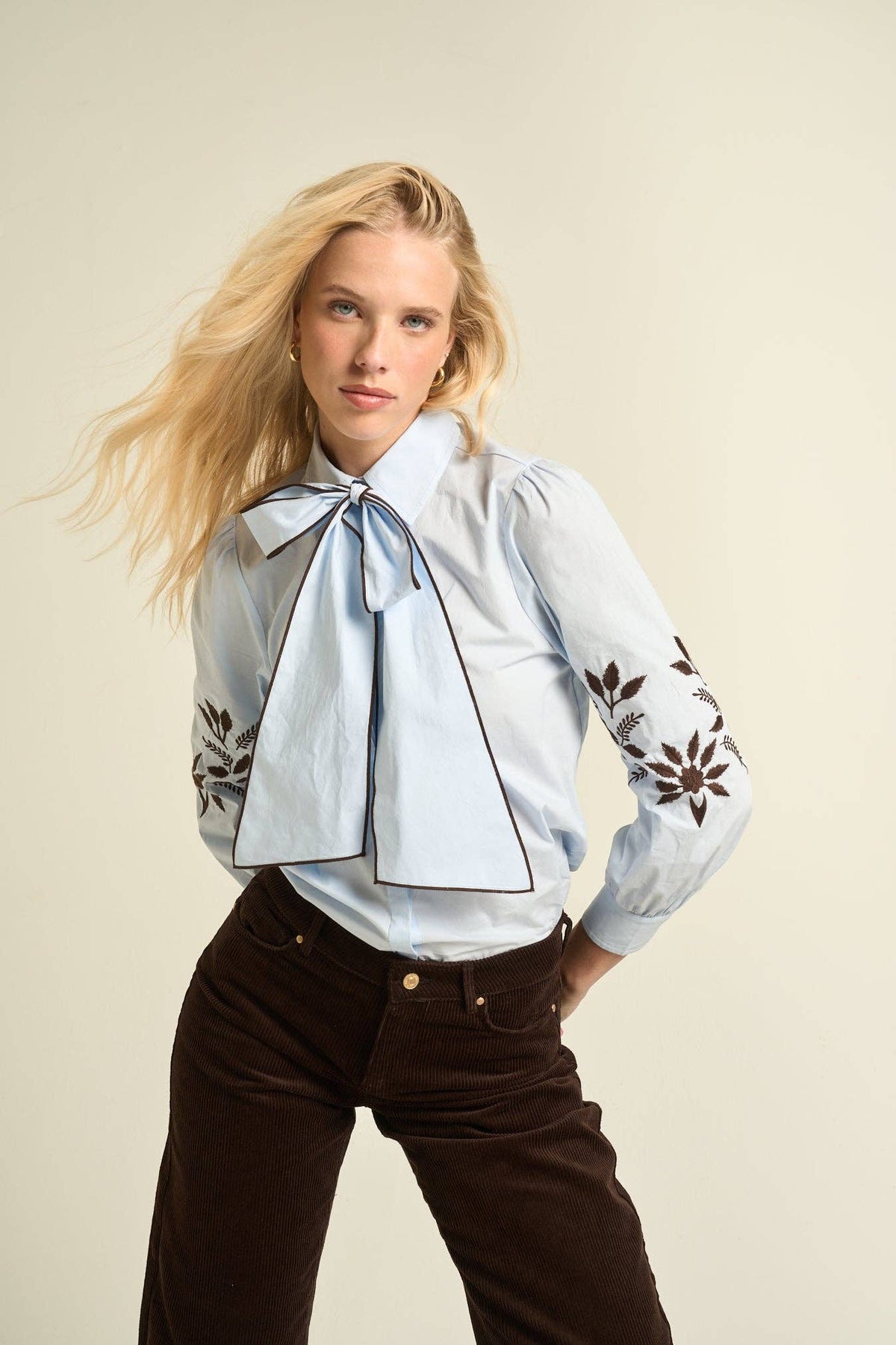 Lily Blouse  Light Blue