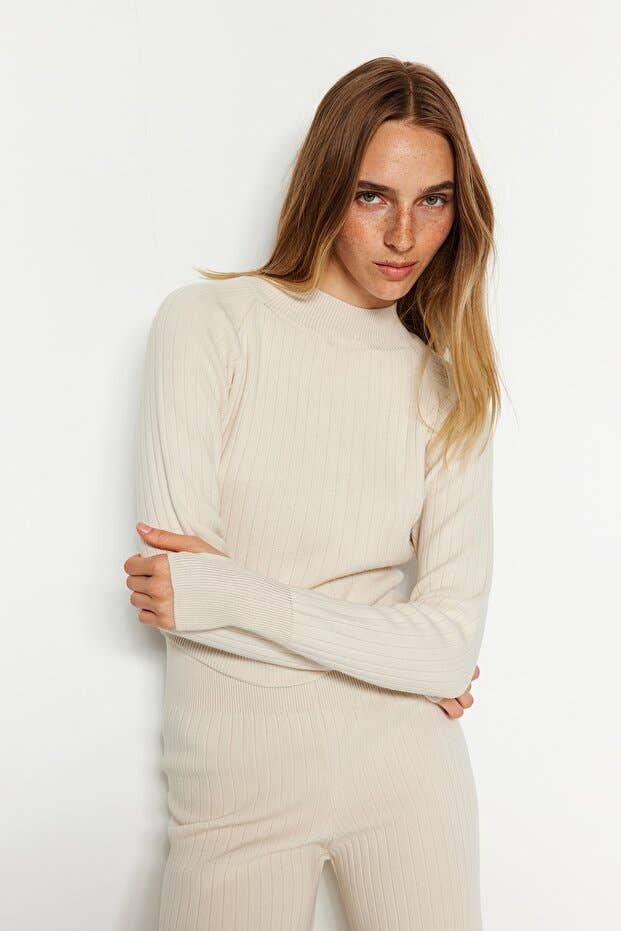 Stone Cropped Thumbhole Knit Lounge Set