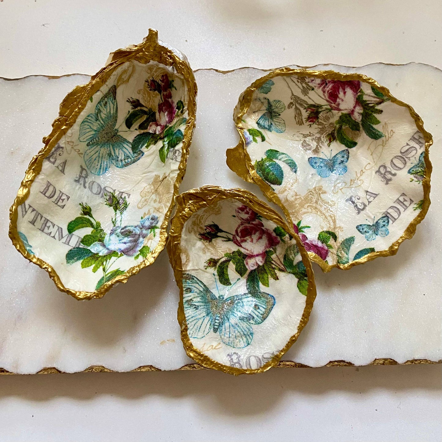 La Vie En Rose Oyster Shell Jewelry Dish