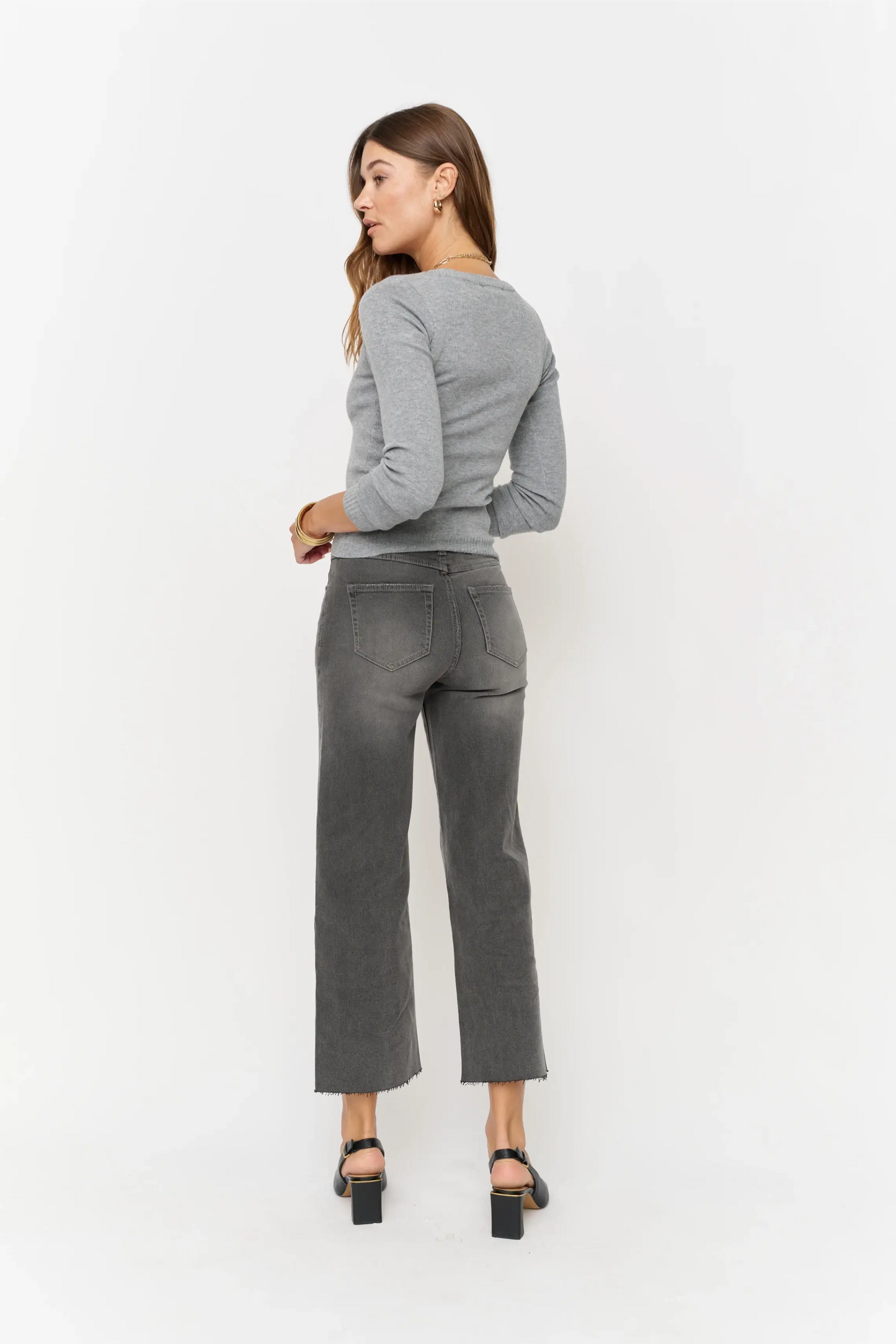 Aberdeen High Rise Wide Leg Crop Grey Worn