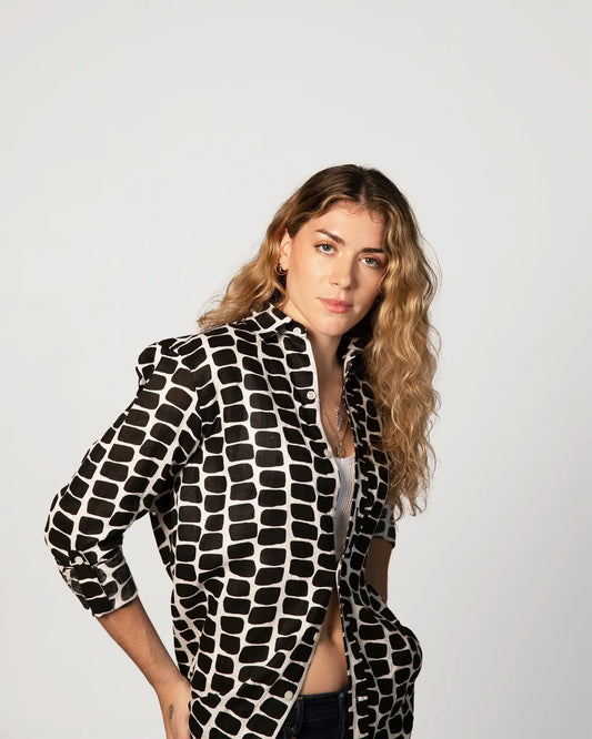 Black & White Linen Girlfriend Shirt