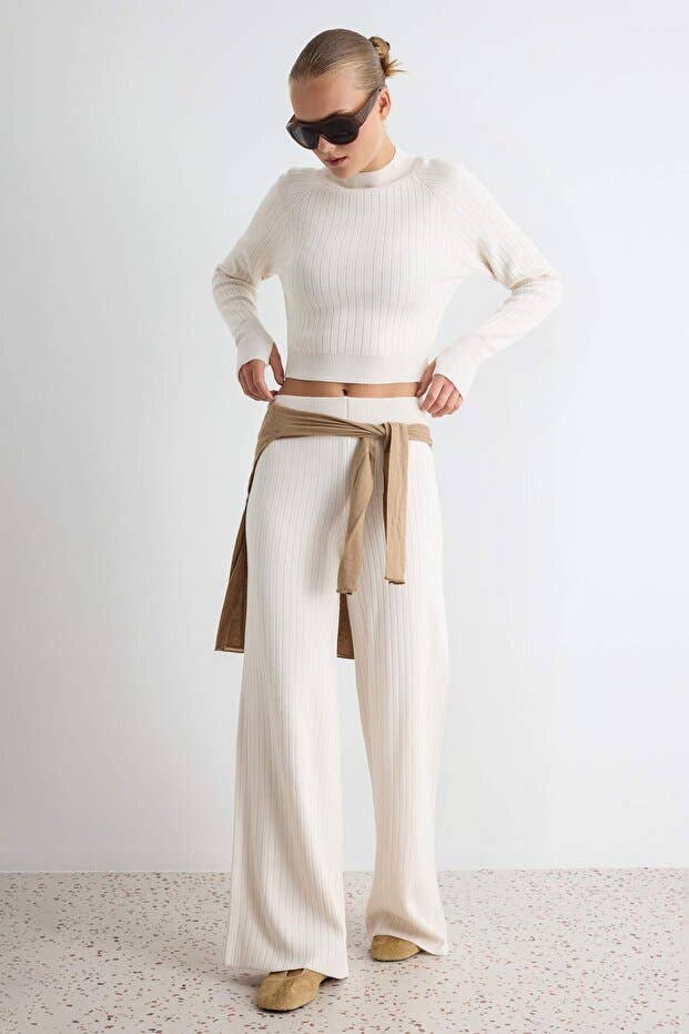 Stone Cropped Thumbhole Knit Lounge Set