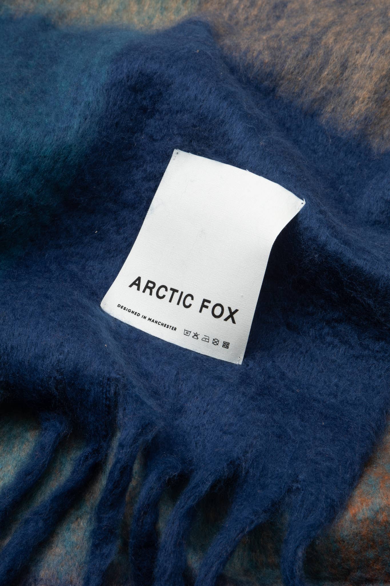 The Reykjavik Throw - 100% Recycled - Tokyo Lights - FW26