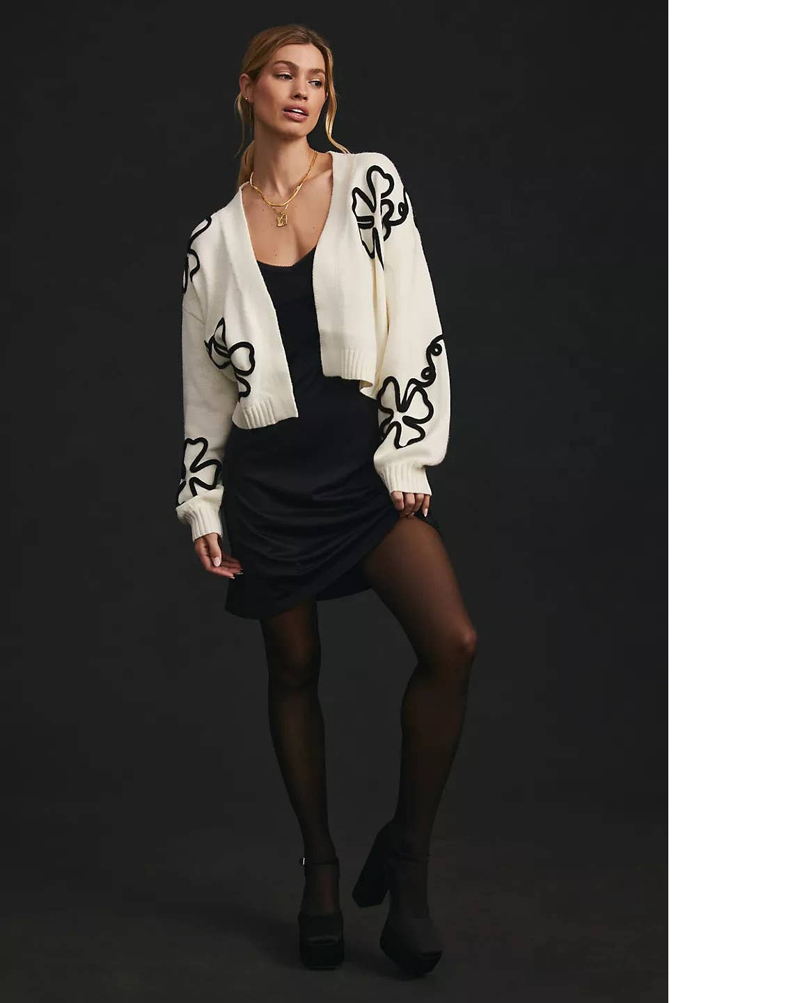 Cropped Floral Cardigan Squiggle