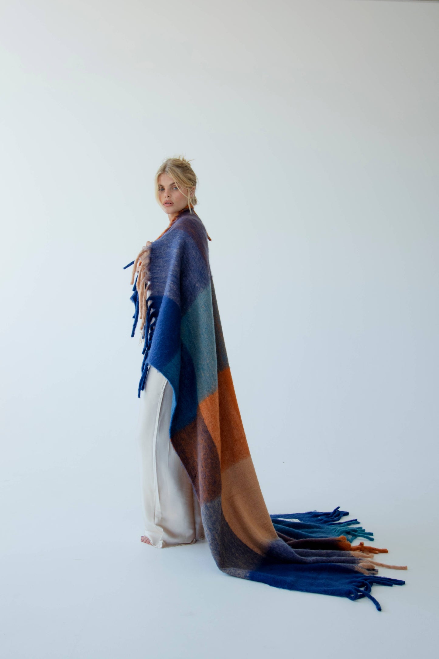 The Reykjavik Throw - 100% Recycled - Tokyo Lights - FW26