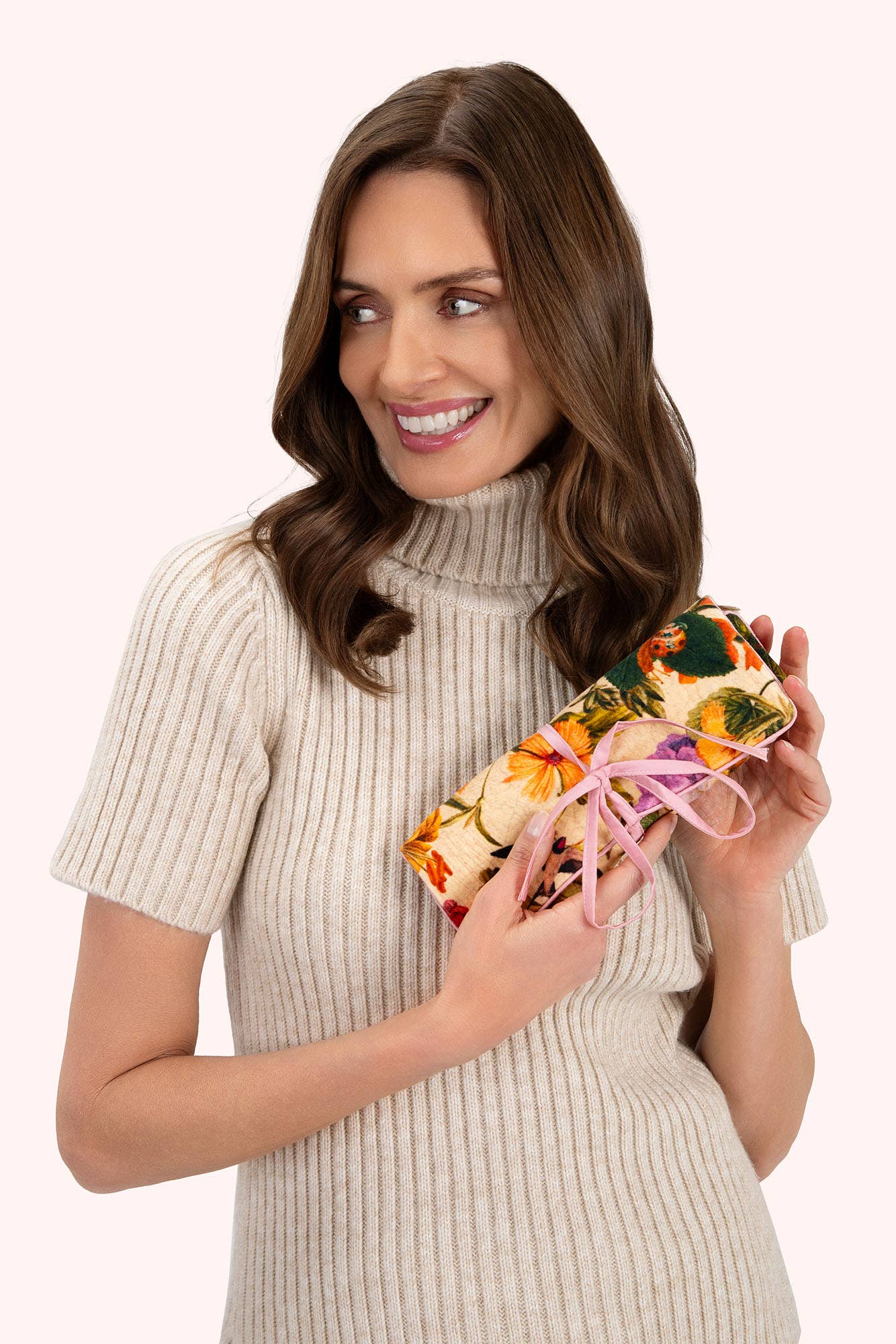 Jewellery Roll - Cream Posy