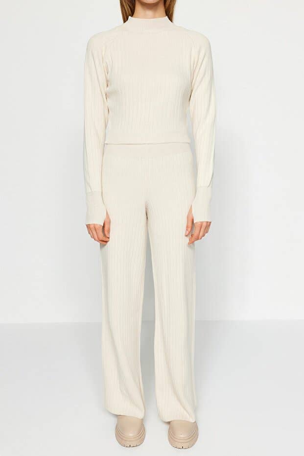 Stone Cropped Thumbhole Knit Lounge Set