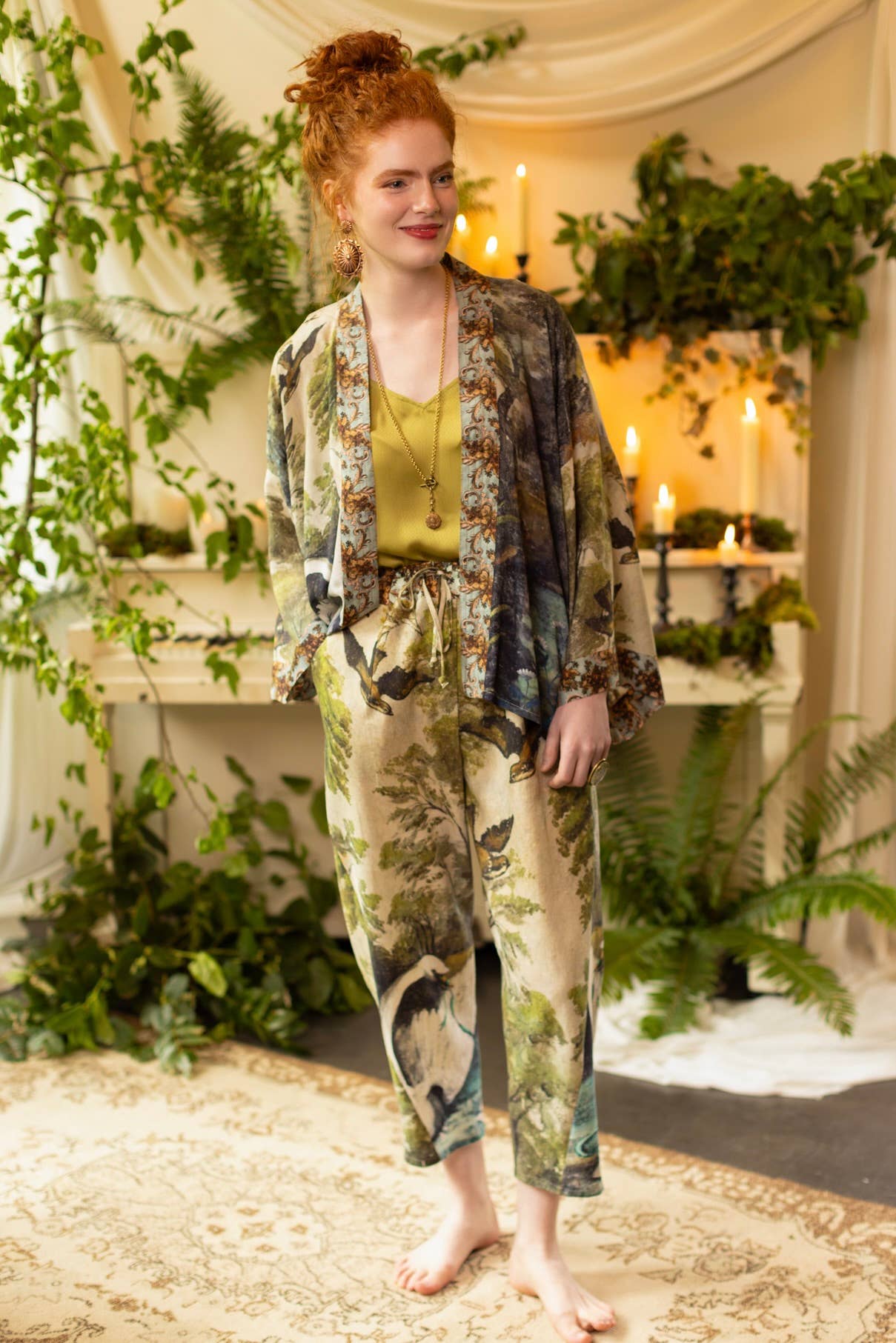 Theatre of Dreams Linen Cropped Artist Pant w/ Swan, Birds