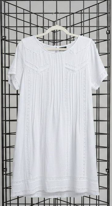 Sanctuary Textured White Knit Shift Dress - Luxury Consignment