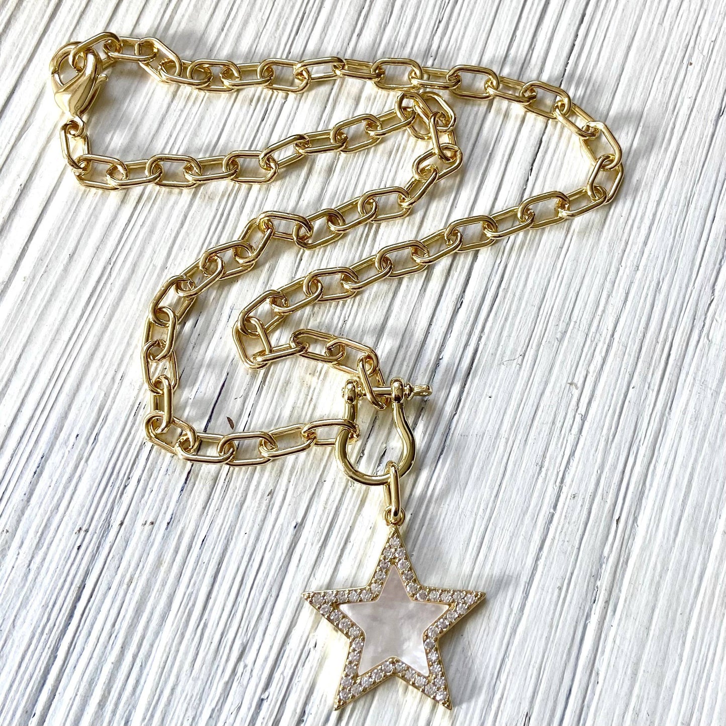 Mother of pearl star pendant necklace - Gold chunky chain