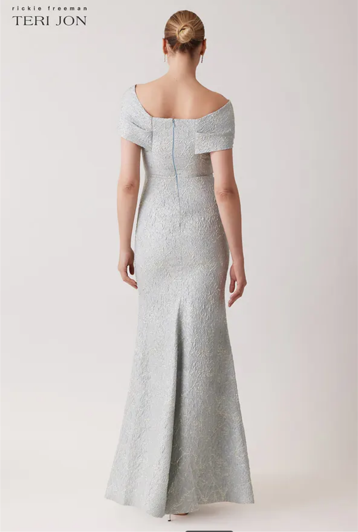 Jacquard Twist Mermaid Gown