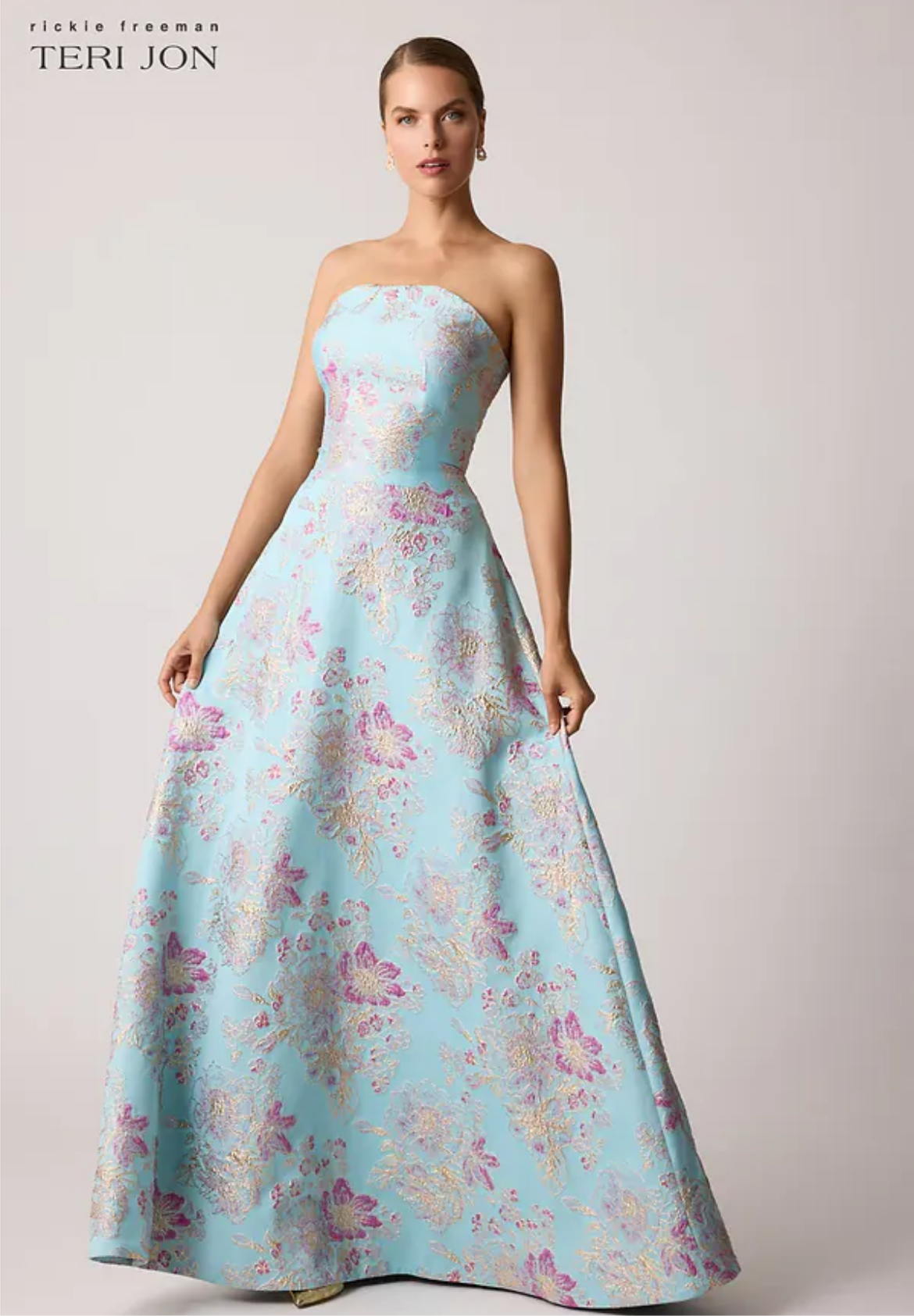 SLEEVELESS METALLIC MULTI JACQUARD GOWN