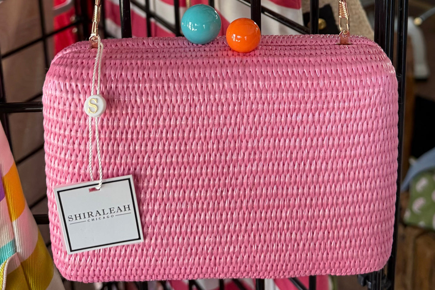 Pinkie clutch