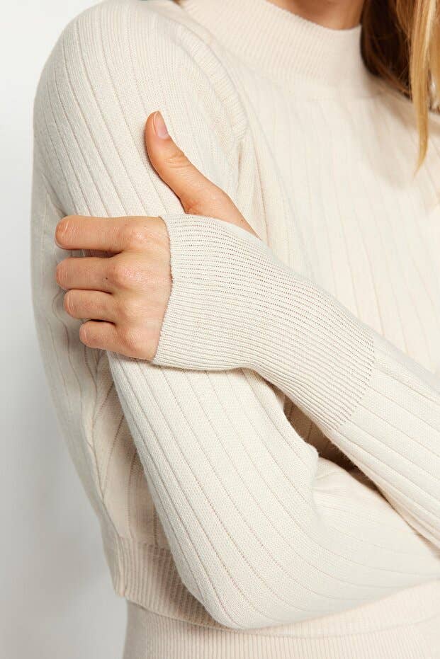 Stone Cropped Thumbhole Knit Lounge Set