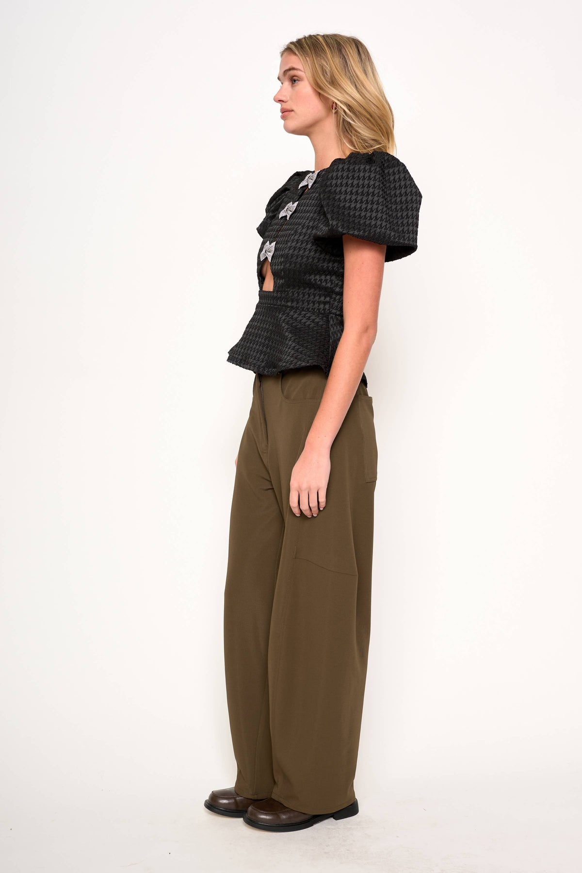 BOWIE BLACK TEXTURED HOUNDSTOOTH PUFF SLEEVE BLOUSE TOP