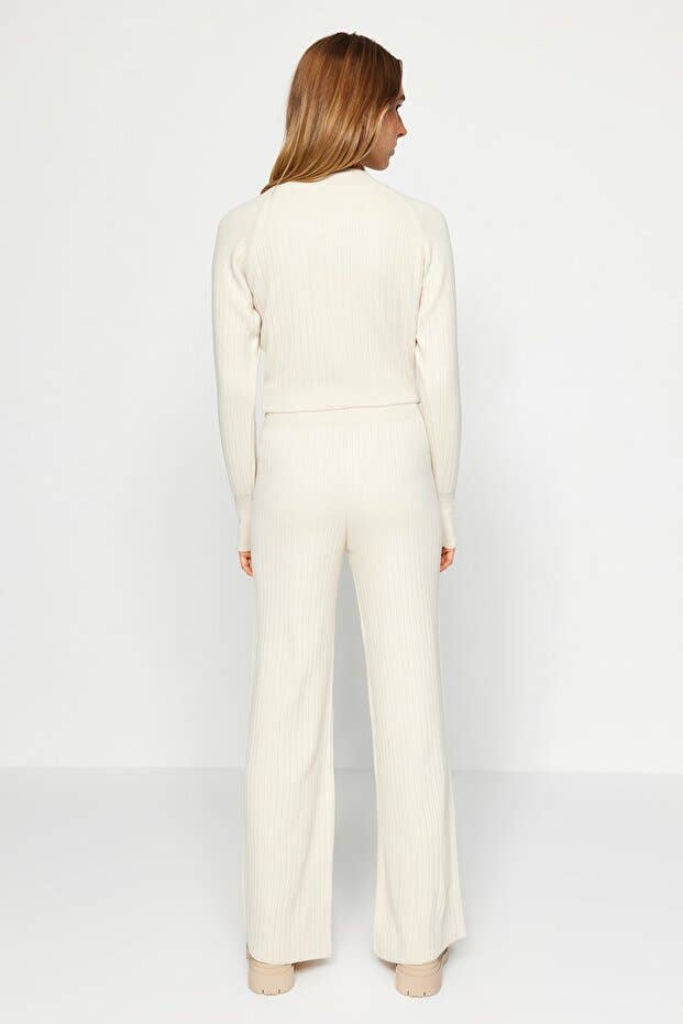 Stone Cropped Thumbhole Knit Lounge Set