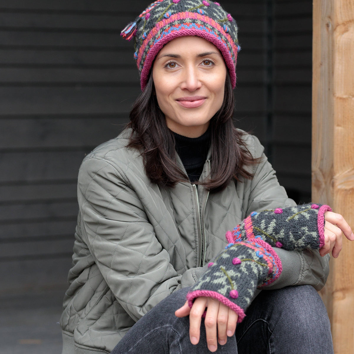 Verbier Wool Handwarmers with Floral Embroidery