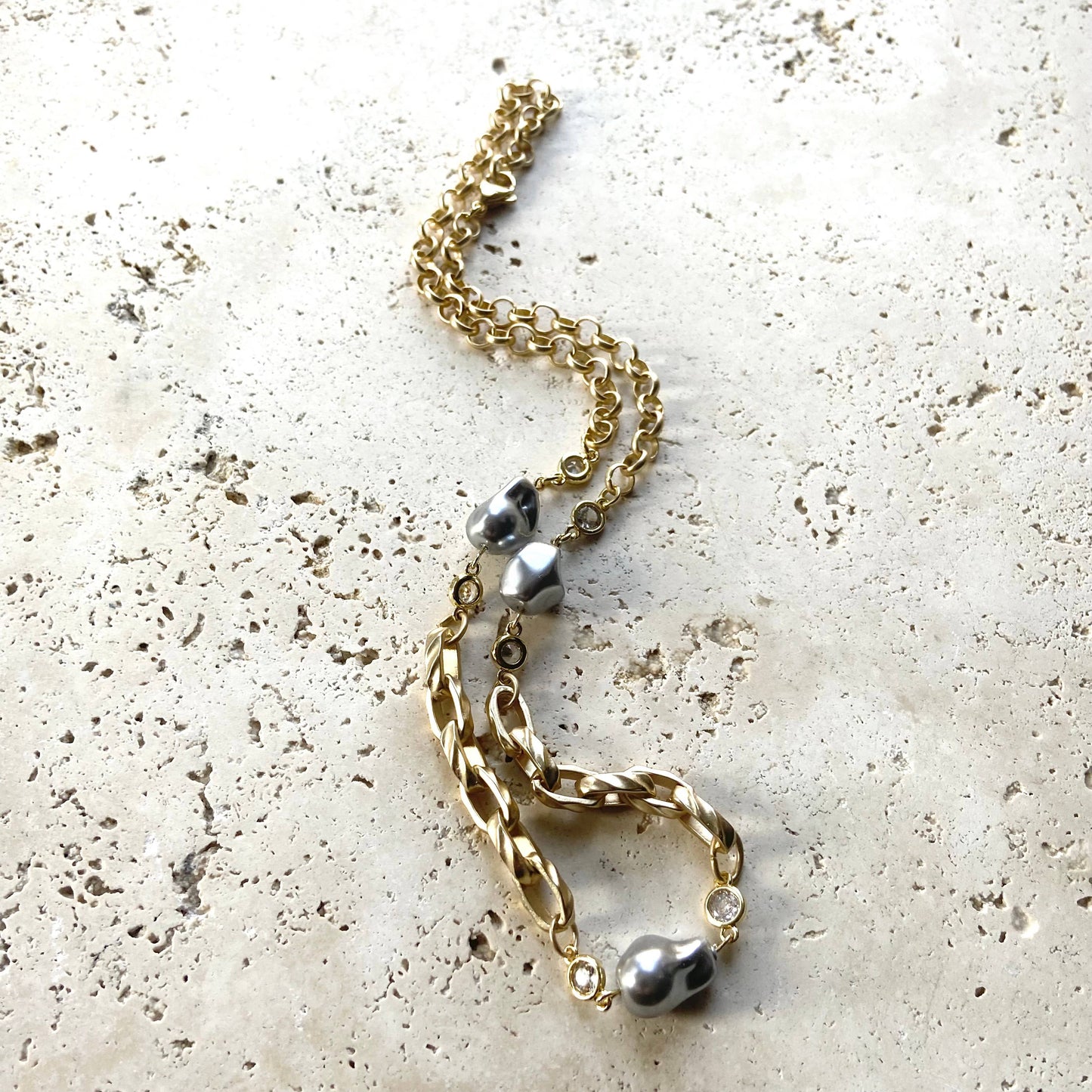 Modern vintage gray porcelian baroque pearl single layering