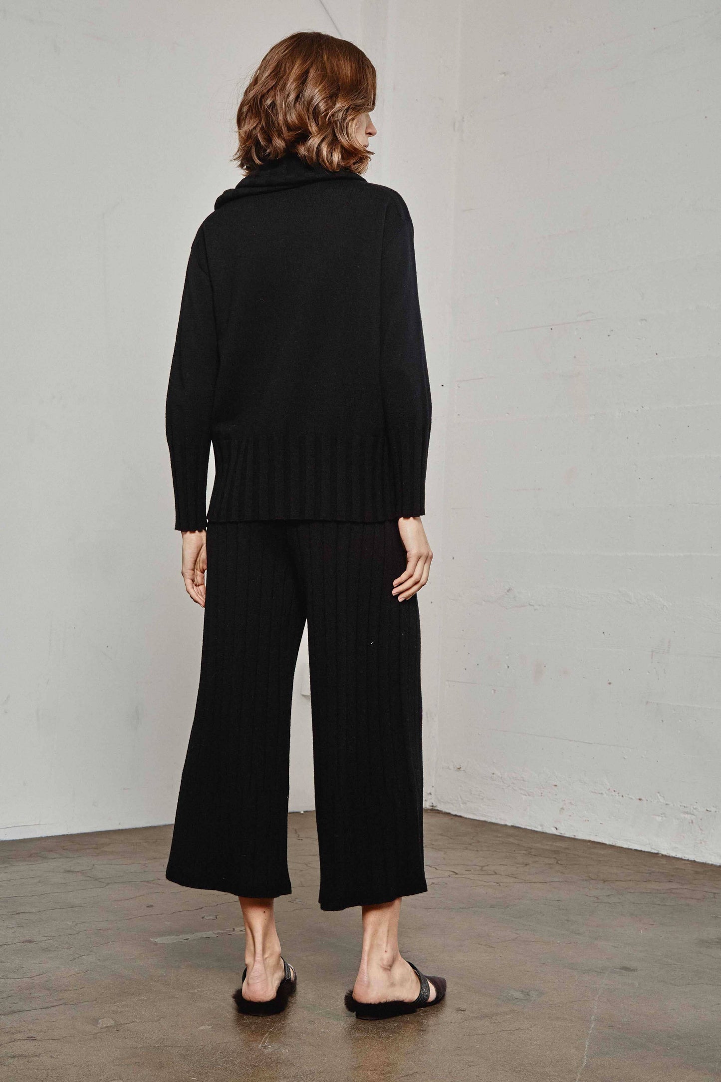 Long Ribbed Pants