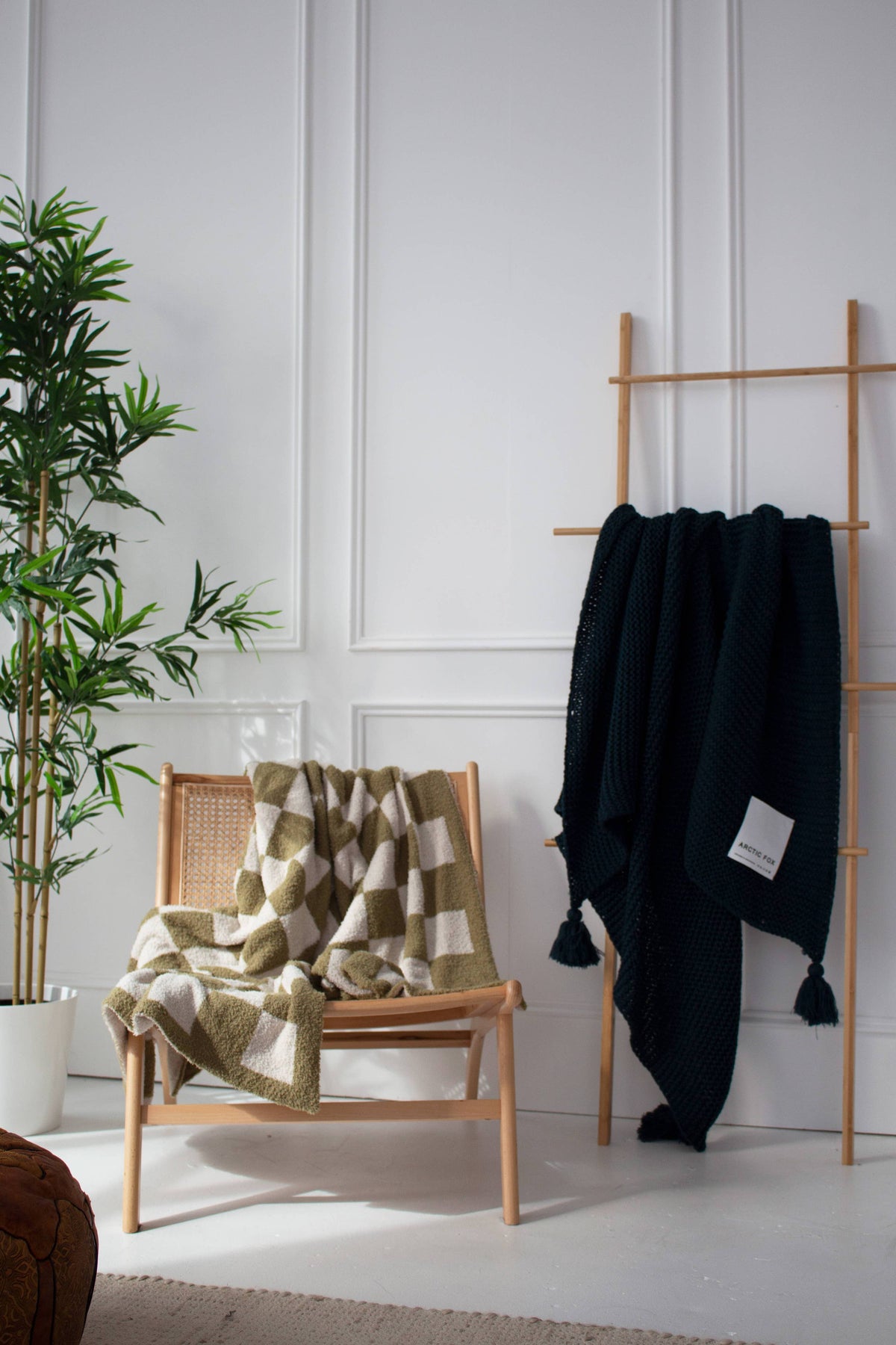 The Teddy Throw - 100% Recycled - Khaki Check